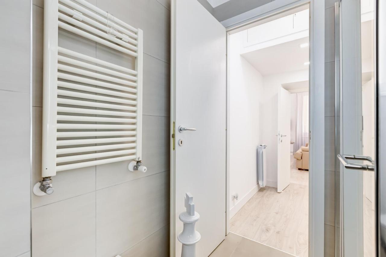 Bmga L The White Crown Apartment In Testaccio 罗马 外观 照片