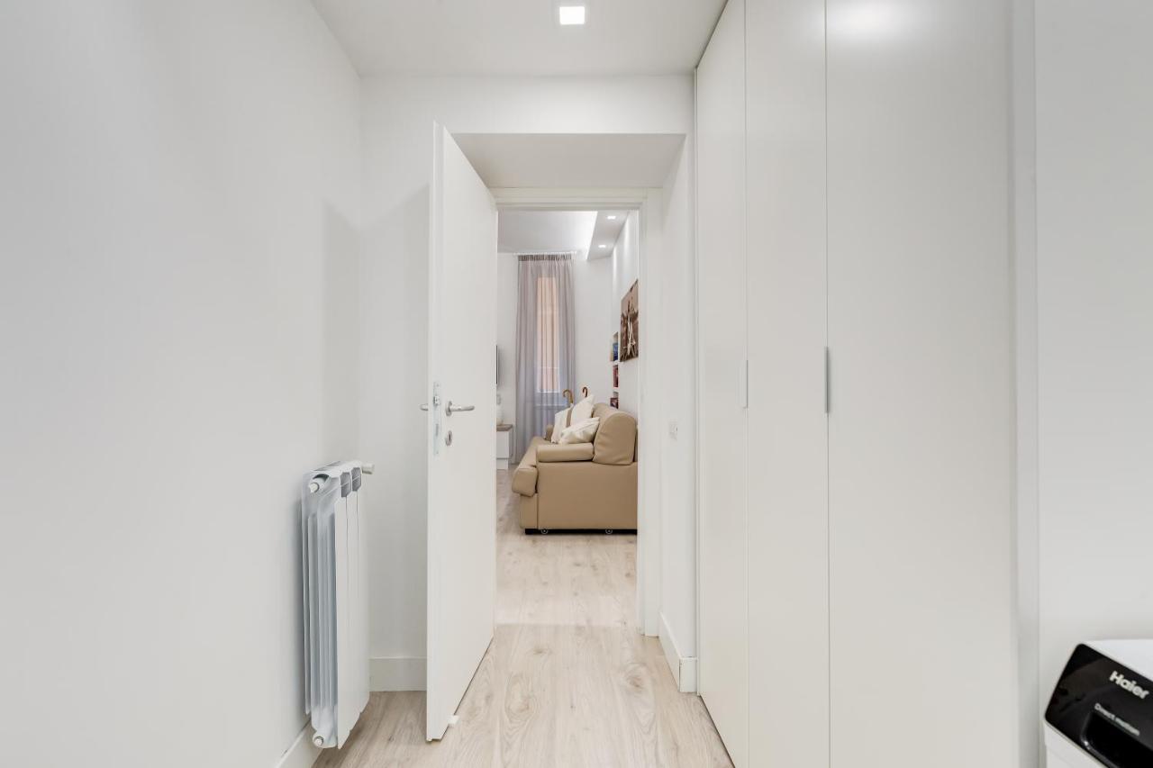 Bmga L The White Crown Apartment In Testaccio 罗马 外观 照片
