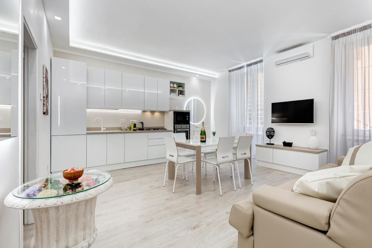 Bmga L The White Crown Apartment In Testaccio 罗马 外观 照片